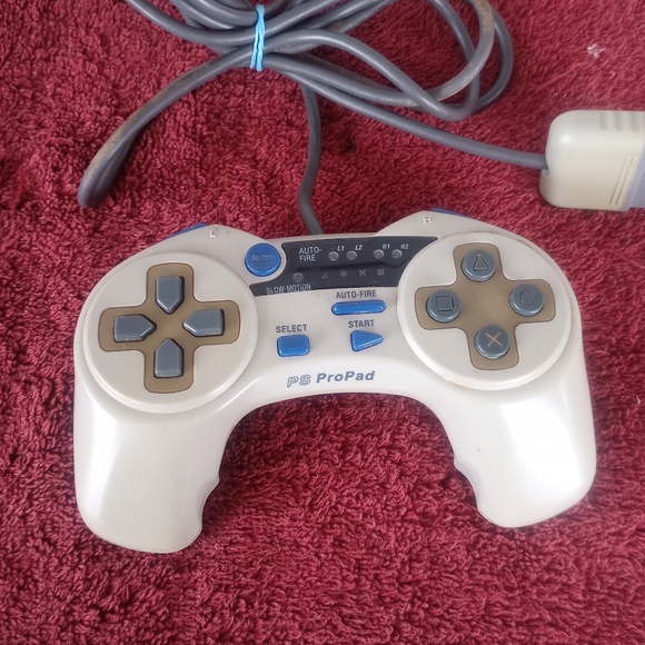 Interact Game Pad for the Playstation 1 (PS1) Controller PS ProPad - Picture 2 of 11